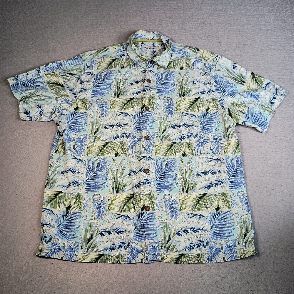 Tommy Bahama Men's L 100% Silk Hawaiian Floral AOP Festive Beach Button Up Shirt